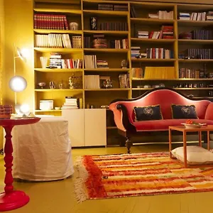 Luxury Bohemian With Private Garden In Appartement Milan