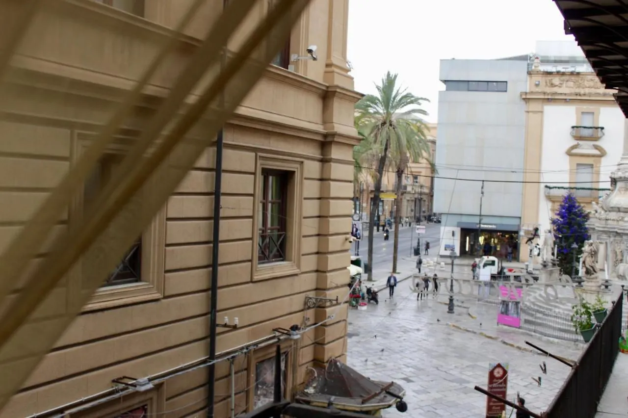 Apartment Ferienwohnung Vucciria 57 Locazione Turistica Nel Cuore Pulsante Della Movida! Palermo