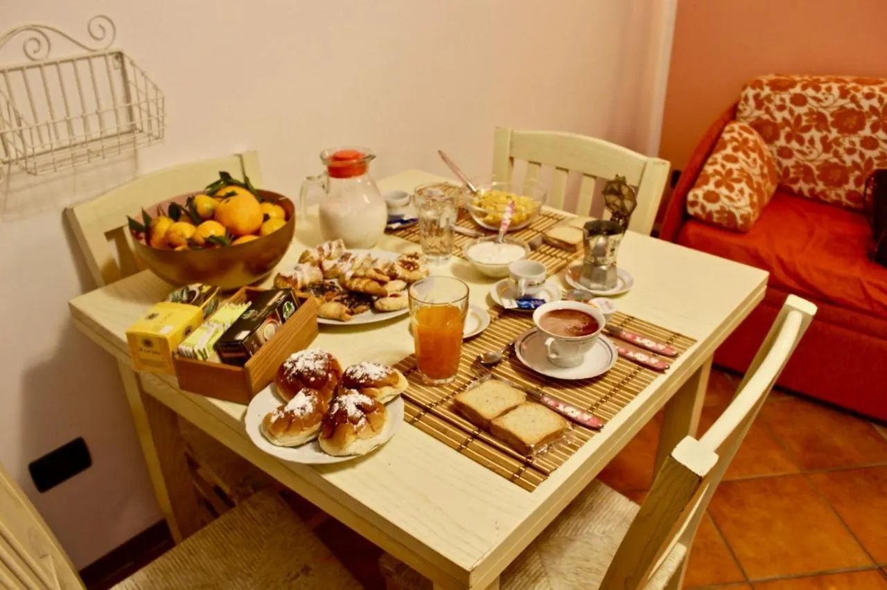 Apartment Ferienwohnung Vucciria 57 Locazione Turistica Nel Cuore Pulsante Della Movida! Palermo Italien